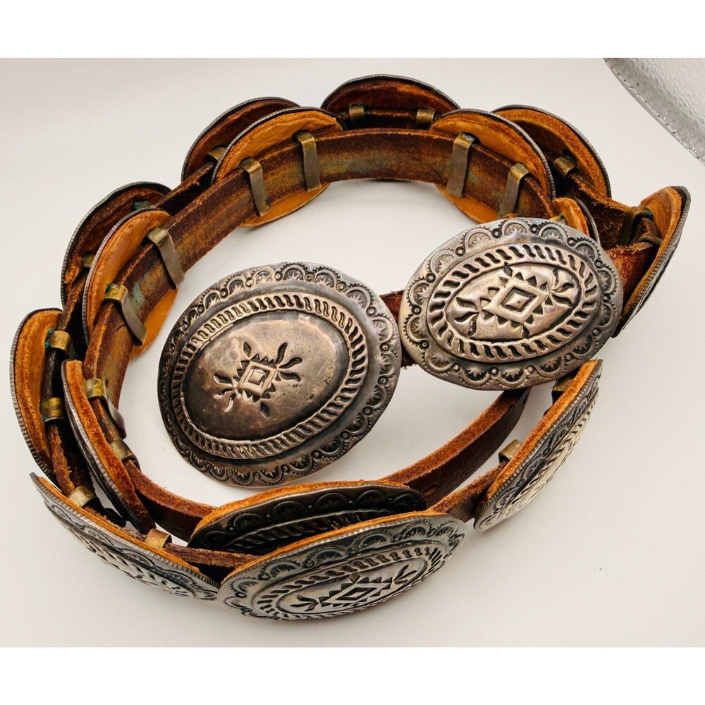 LARGE STERLING SILVER HANDMADE CONCHO BELT - 16 conches 290 grams